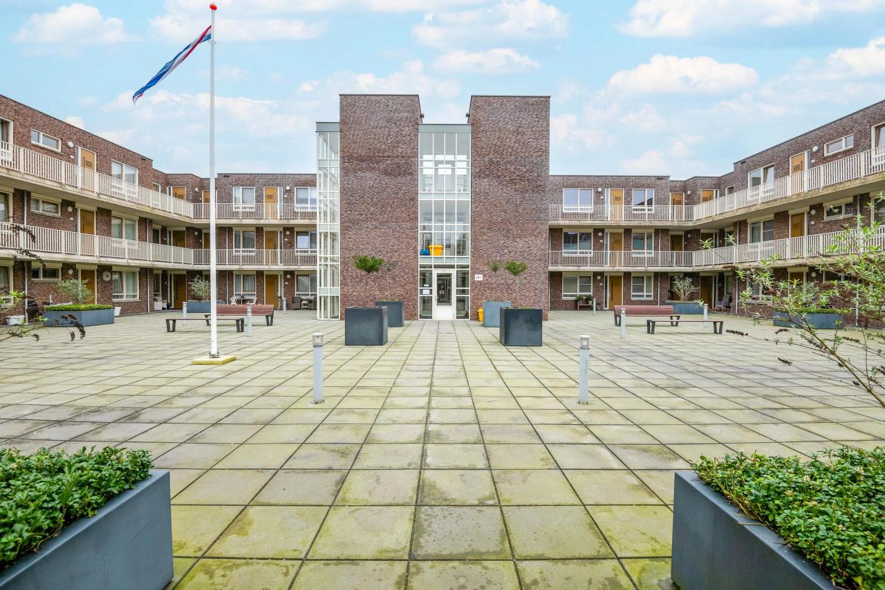 Groot balkon en lift in Haarwijk West - Afbeelding 14
