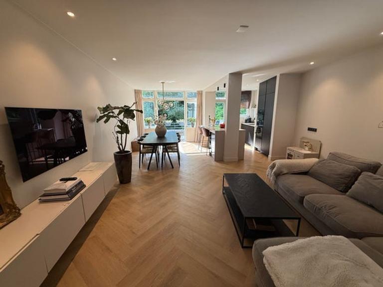 Townhouse with 70 m² Garden in Blijdorp - Image 6