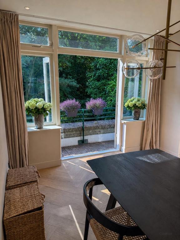 Townhouse with 70 m² Garden in Blijdorp - Image 11