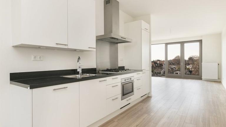 88 m² Apartment with 2 Bedrooms - Image 4