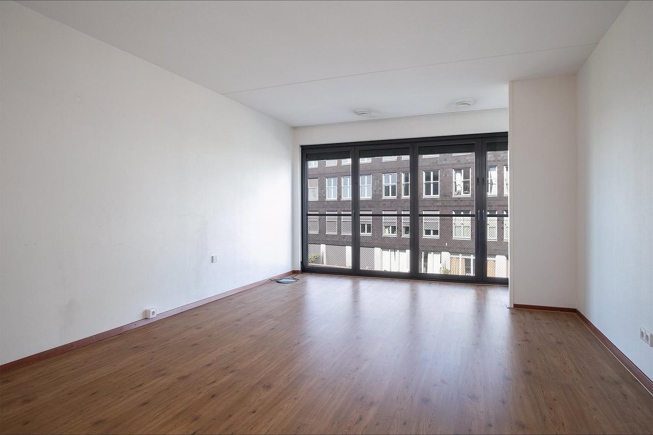 109 m² appartement met licht en parkeren - Afbeelding 7