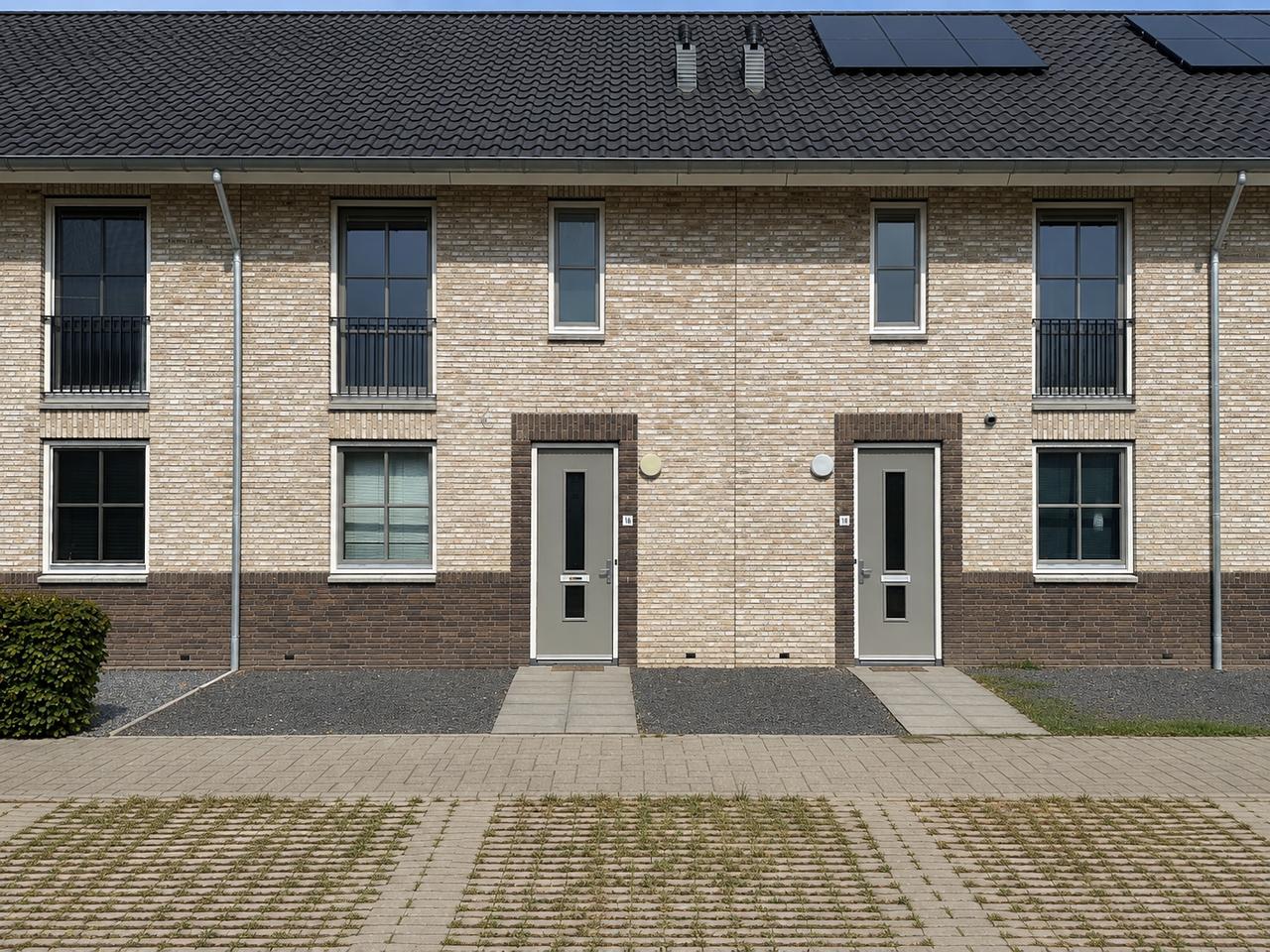Eengezinswoning met 4 slaapkamers en tuin - Afbeelding 1