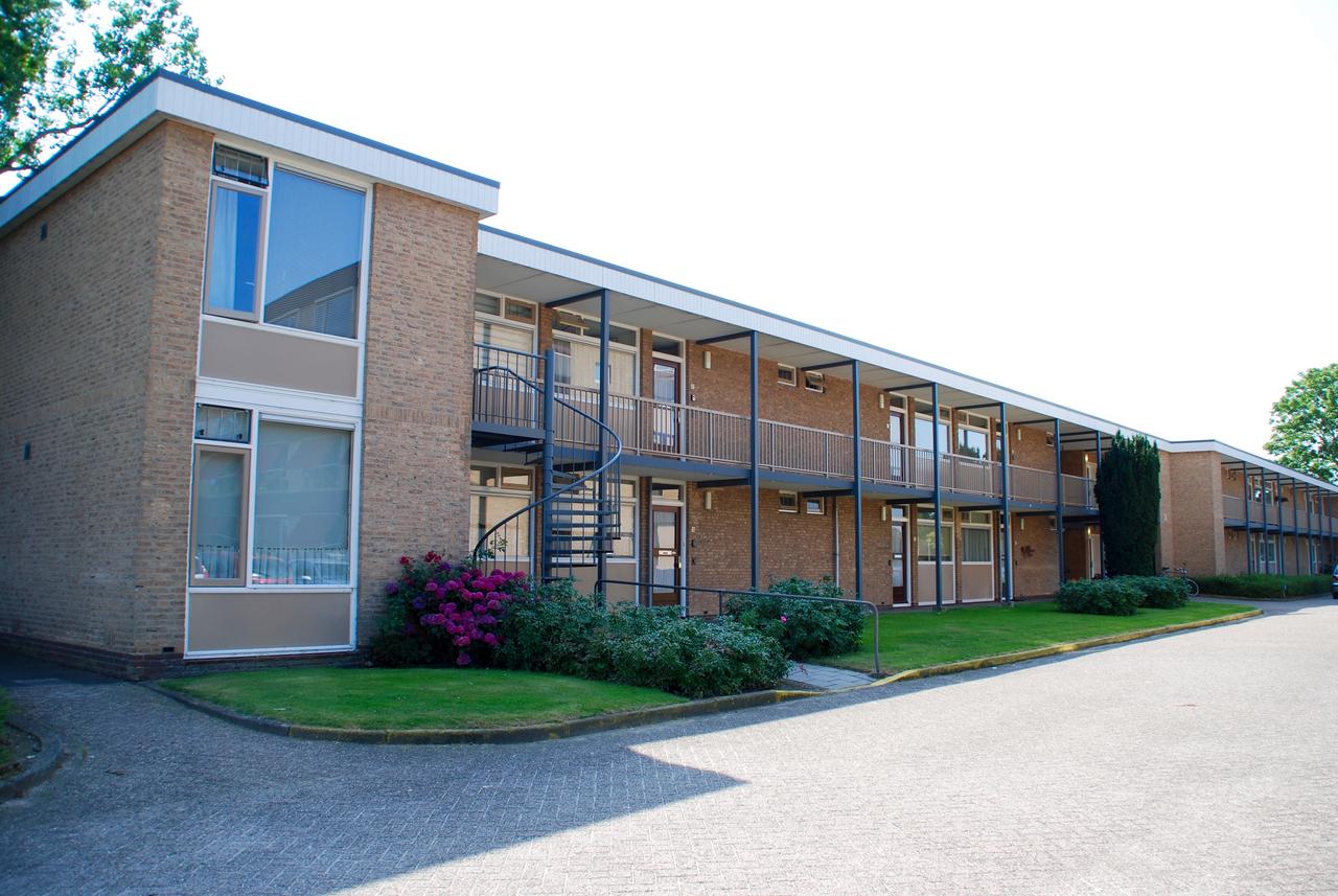 Senior Apartment with Terrace in Epe - Image 1
