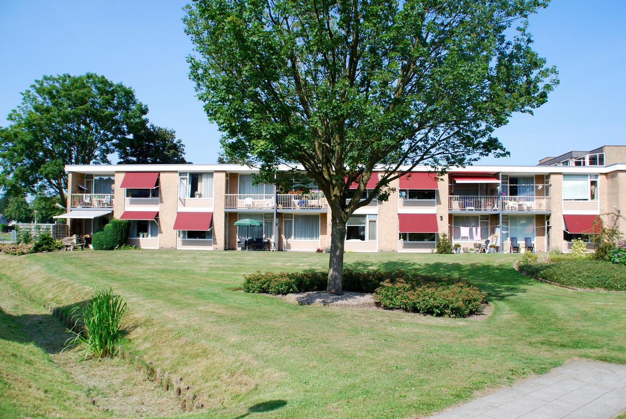 Senior Apartment with Terrace in Epe - Image 2