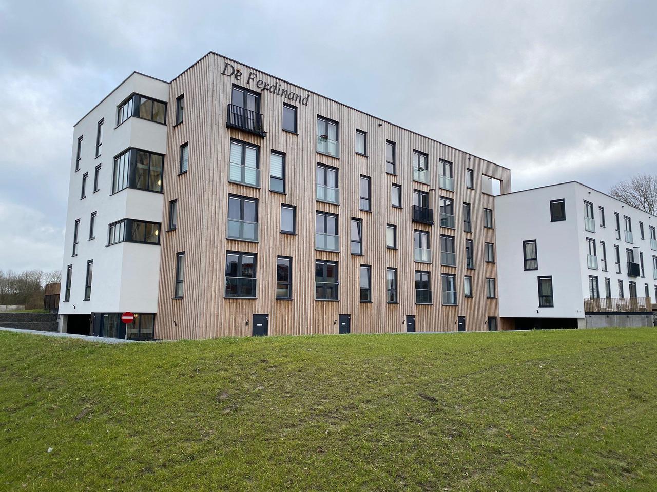 1-bedroom apartment with elevator in Hanzekwartier - Image 10