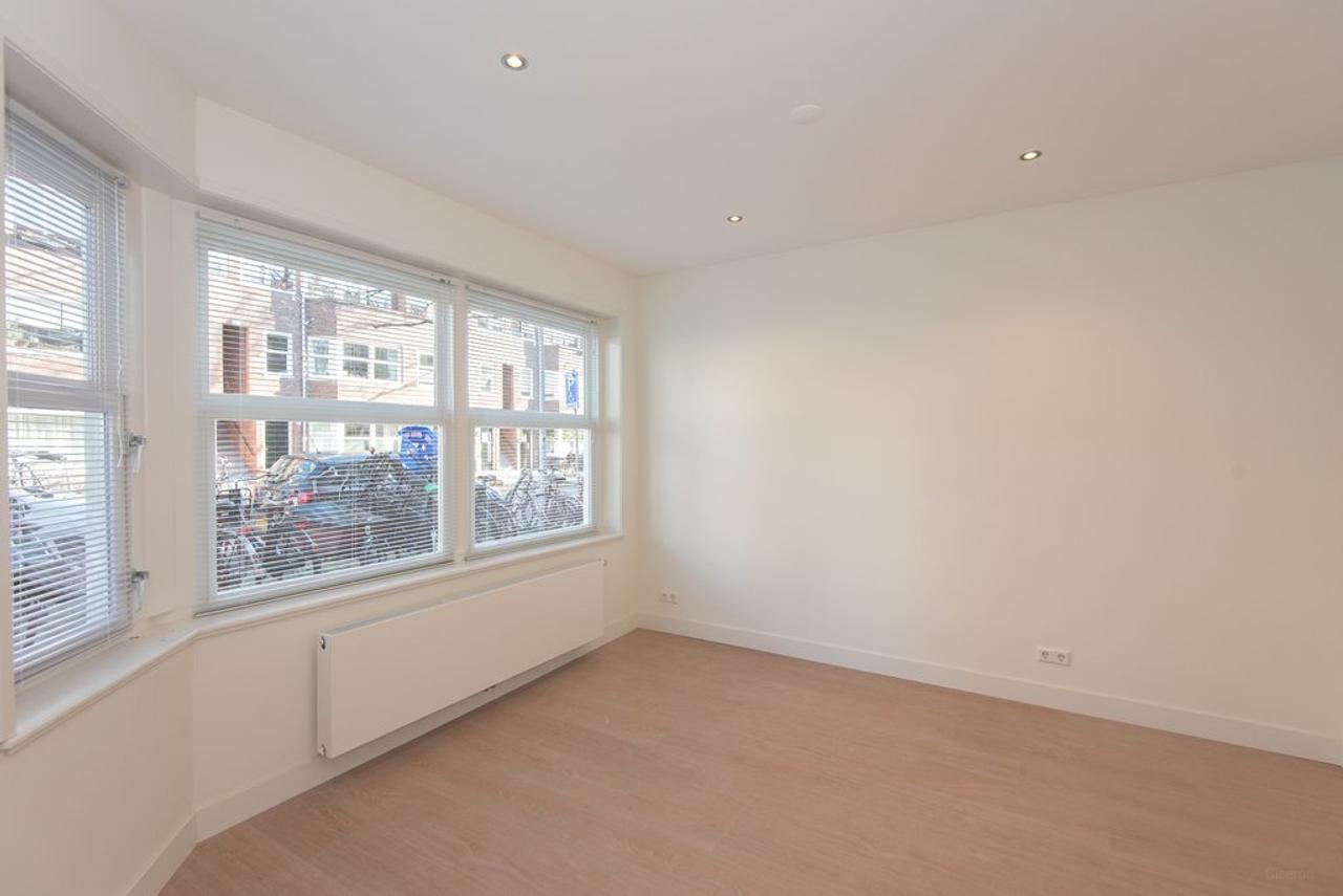 90 m² benedenwoning met tuin aan de gracht - Afbeelding 3