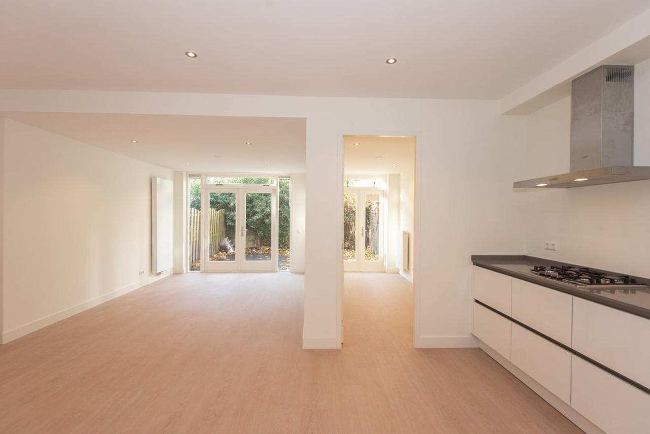 90 m² benedenwoning met tuin aan de gracht - Afbeelding 15