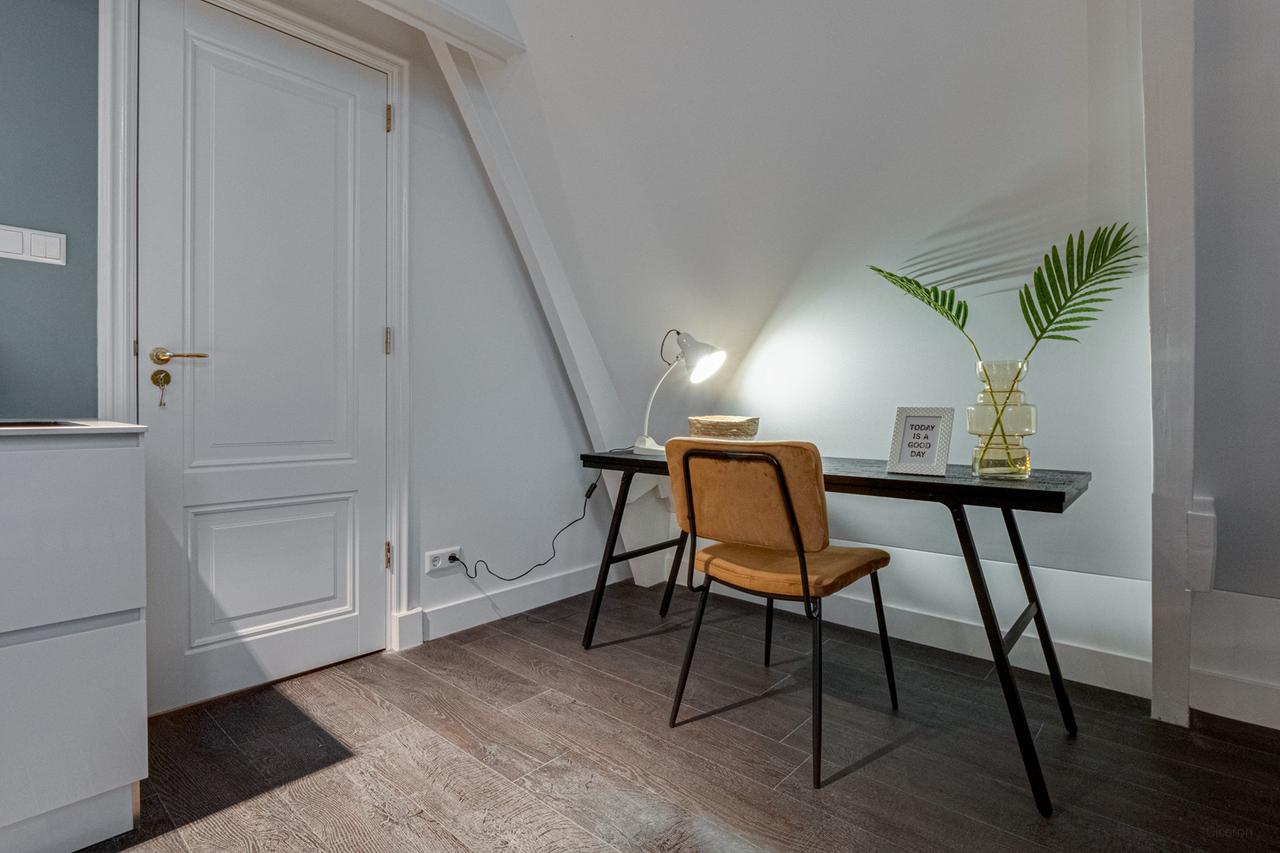 Gemeubileerd 2-kamerappartement met balkon - Afbeelding 11