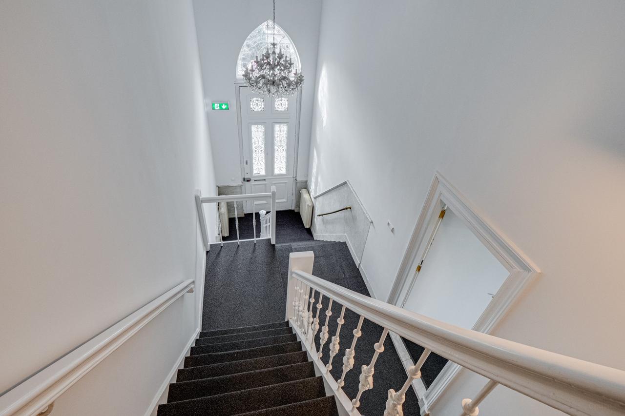 Gemeubileerd 2-kamerappartement met balkon - Afbeelding 18