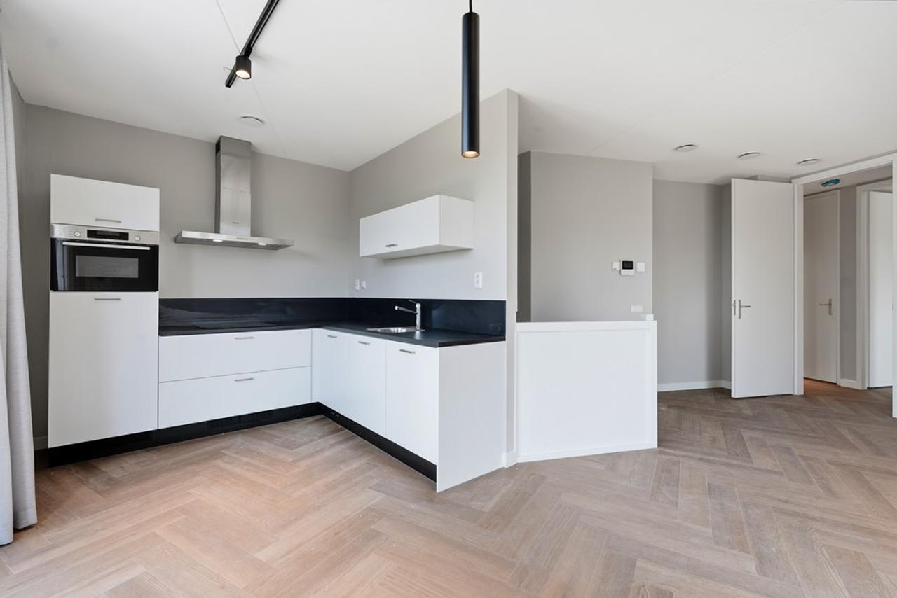 Dubbel wooncomfort met balkon in Hyde Park - Afbeelding 3