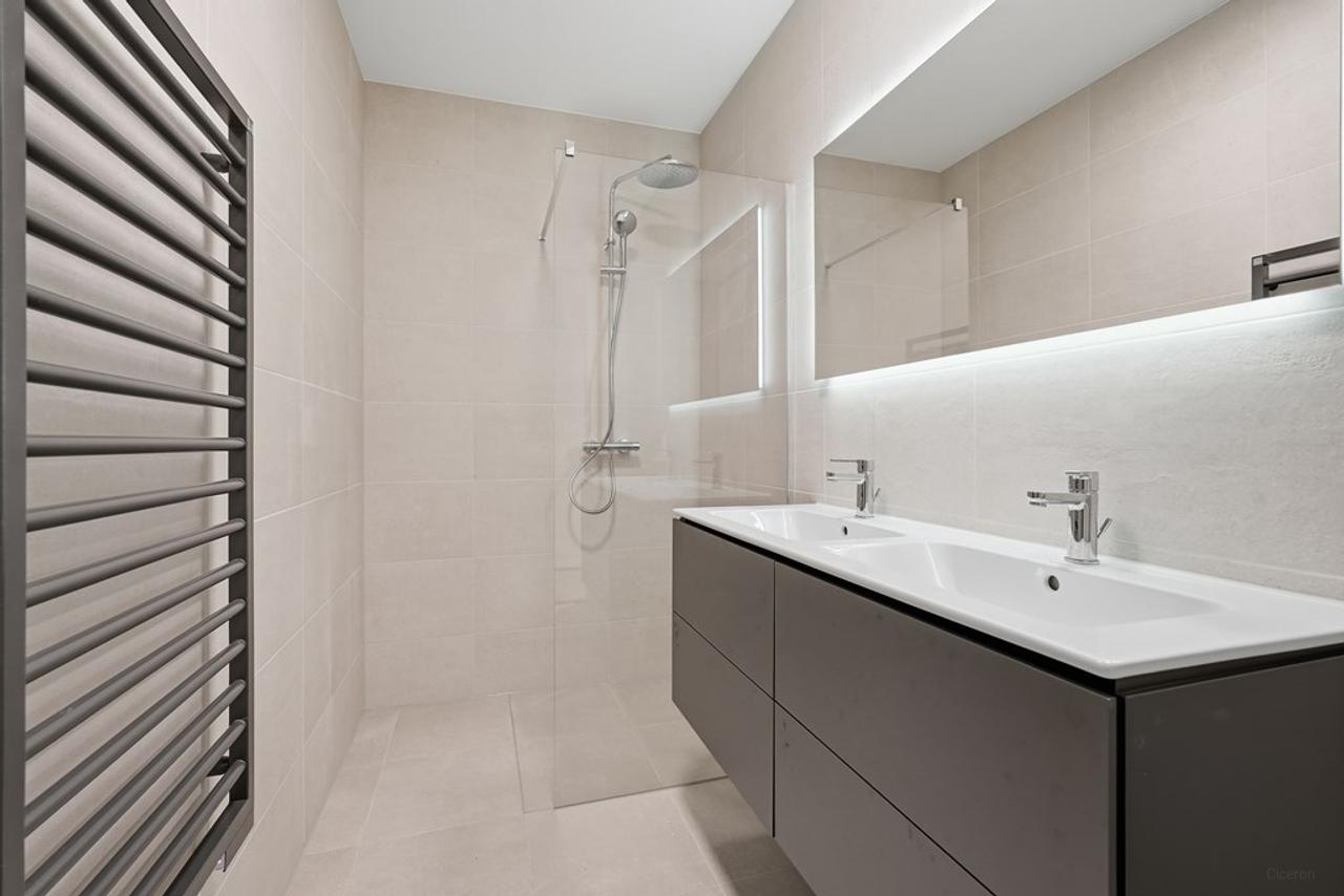 Dubbel wooncomfort met balkon in Hyde Park - Afbeelding 16