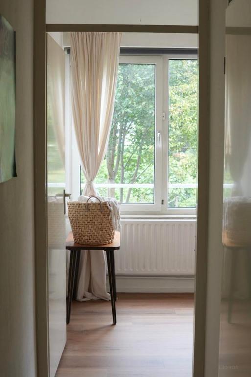 Licht 3-kamer appartement in Bijlmer-Centrum - Afbeelding 6