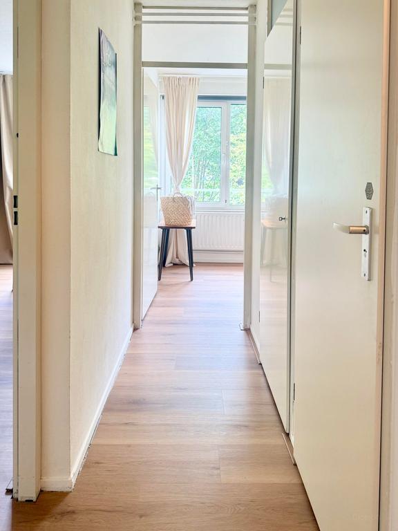 Licht 3-kamer appartement in Bijlmer-Centrum - Afbeelding 26