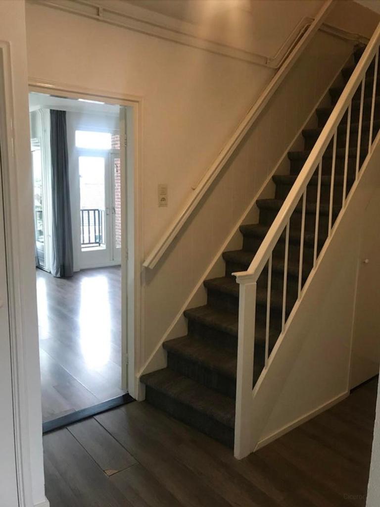 3-slaapkamer appartement met balkon - Afbeelding 2