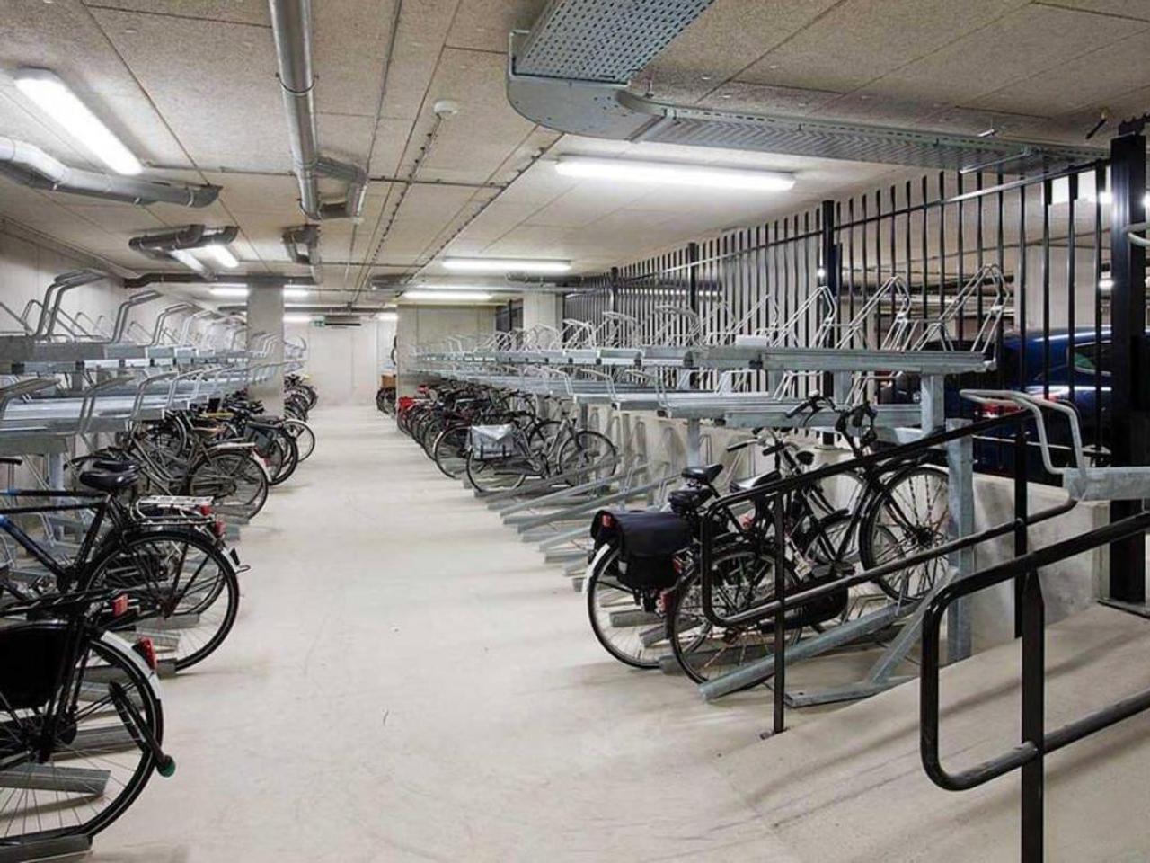 Gemeubileerd 3-kamerappartement aan het water - Afbeelding 10