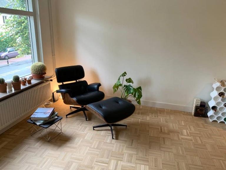 Furnished 1-Bedroom Apartment with Balcony - Image 3