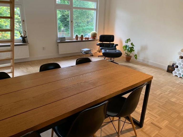 Furnished 1-Bedroom Apartment with Balcony - Image 5