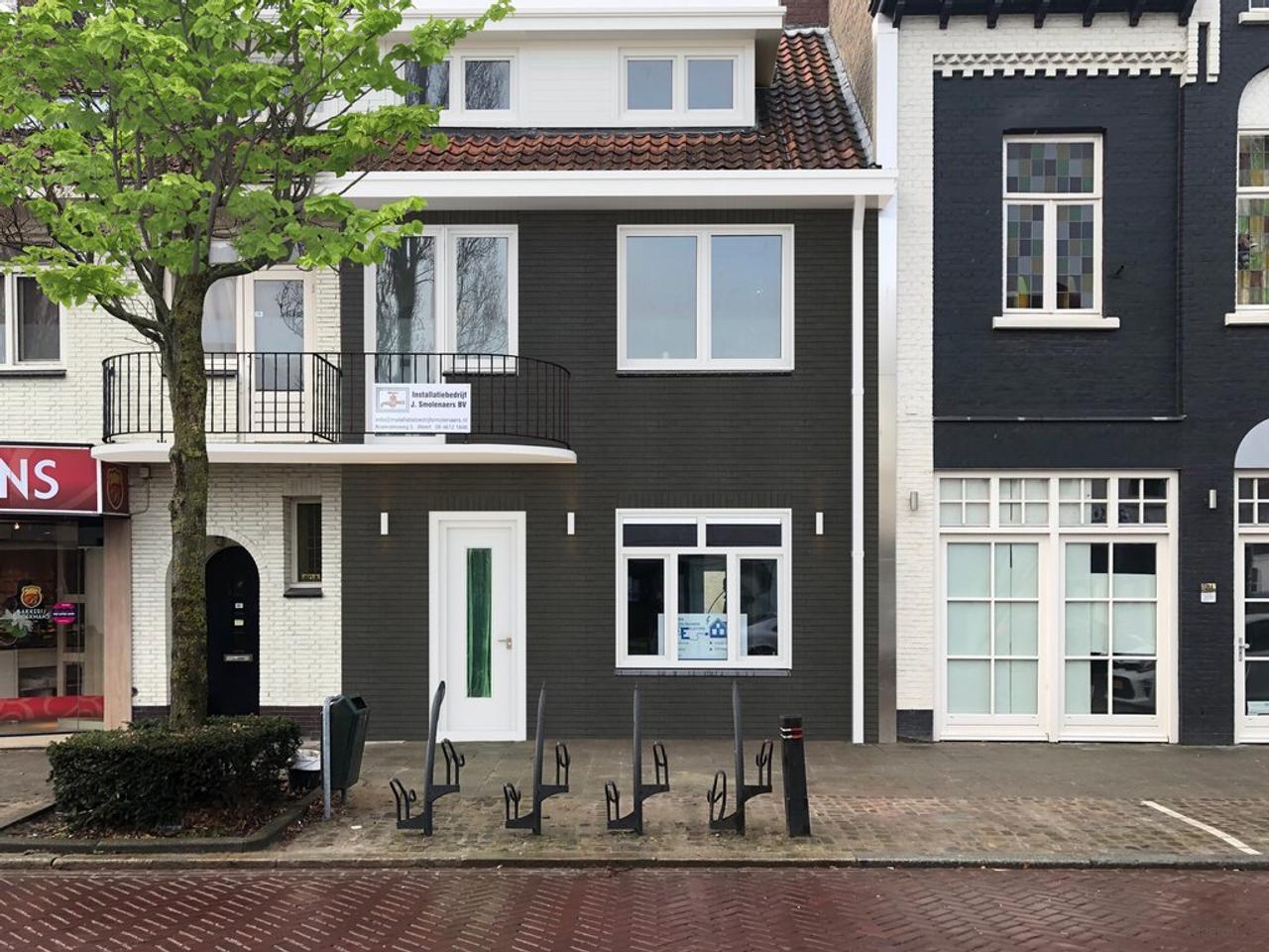 2-Bedroom Apartment with Garden in Weert - Image 1