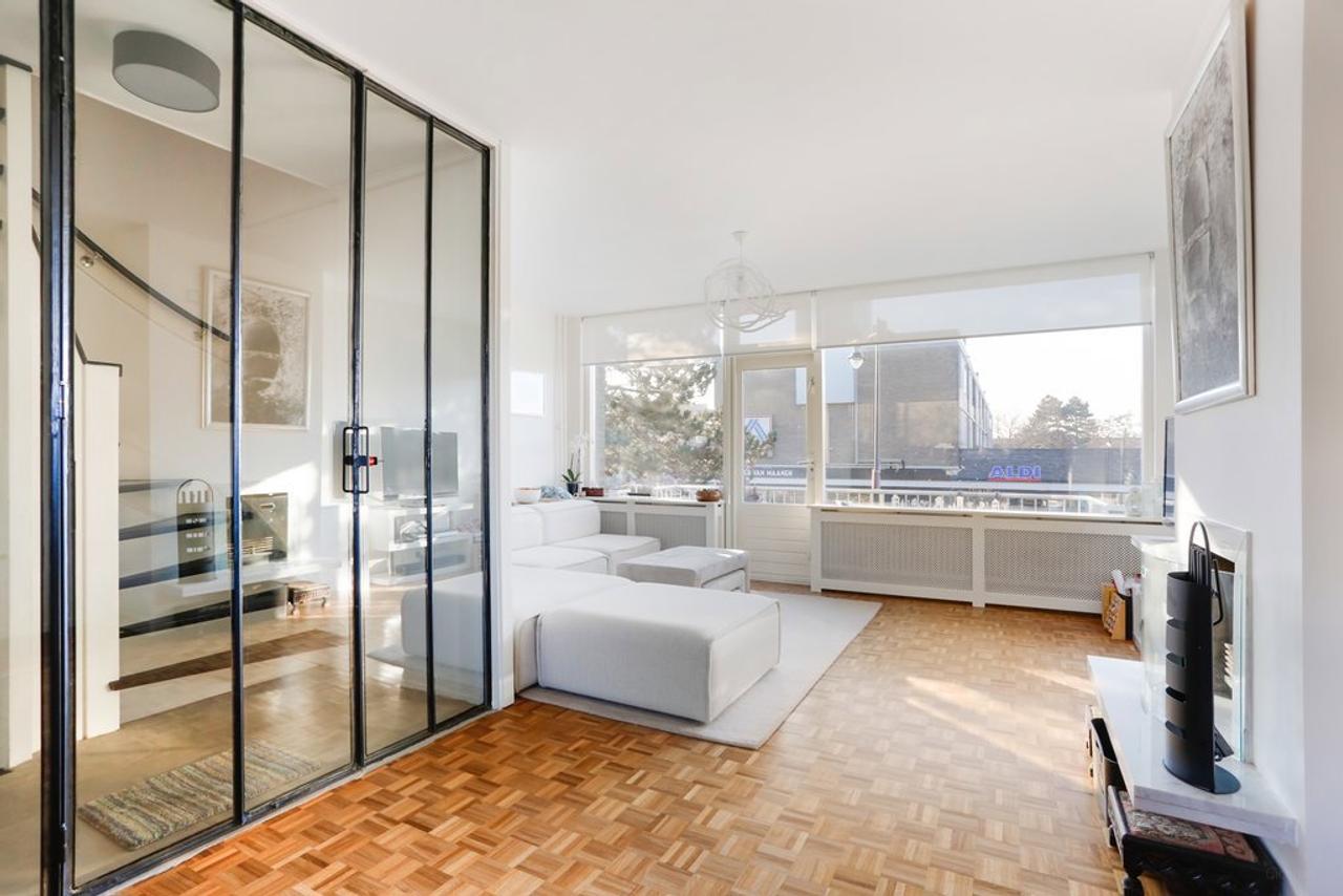 Drive-in home with garden in Wassenaar - Image 5