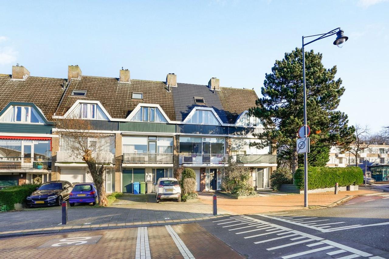 Drive-in home with garden in Wassenaar - Image 20