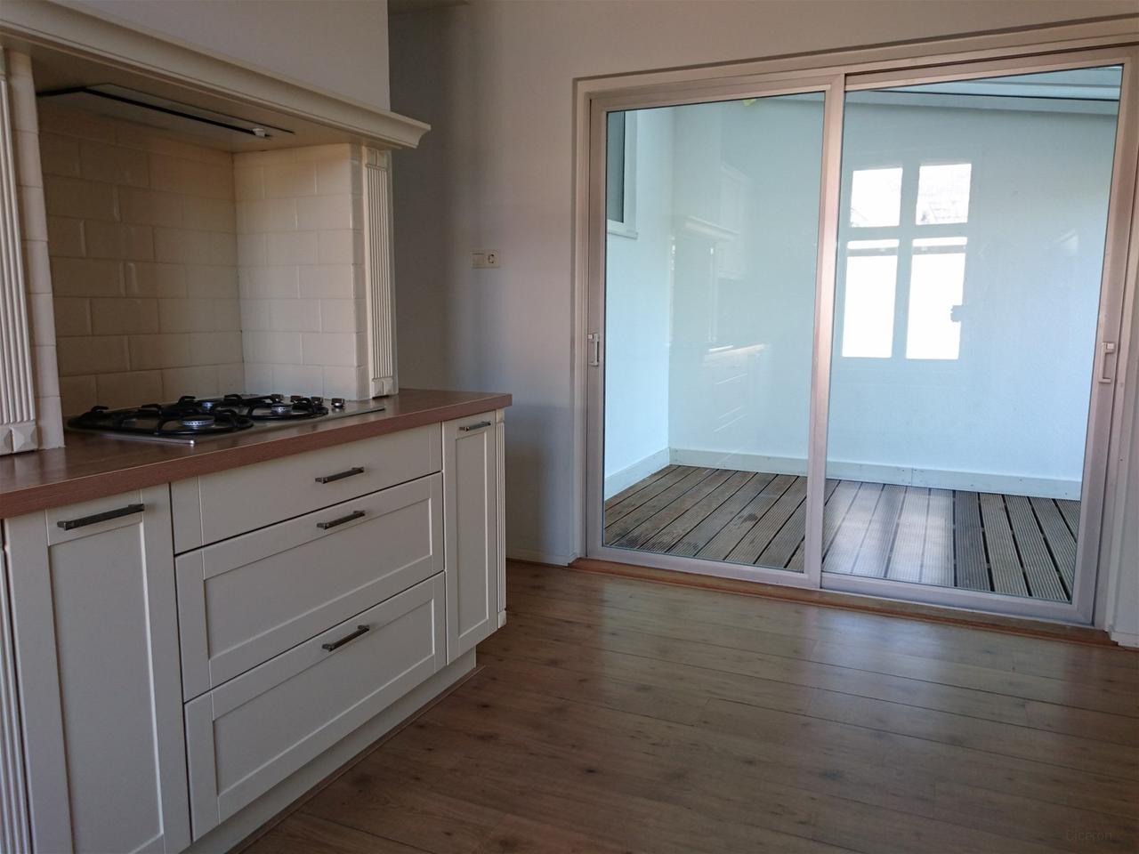 135 m² bovenwoning met dakterras in Weert - Afbeelding 12