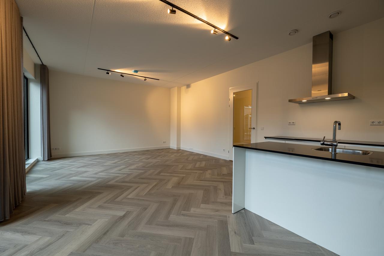 100 m² apartment with balcony in Strijp-S - Image 3