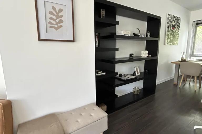 Furnished apartment with terrace in Stadsdriehoek - Image 17