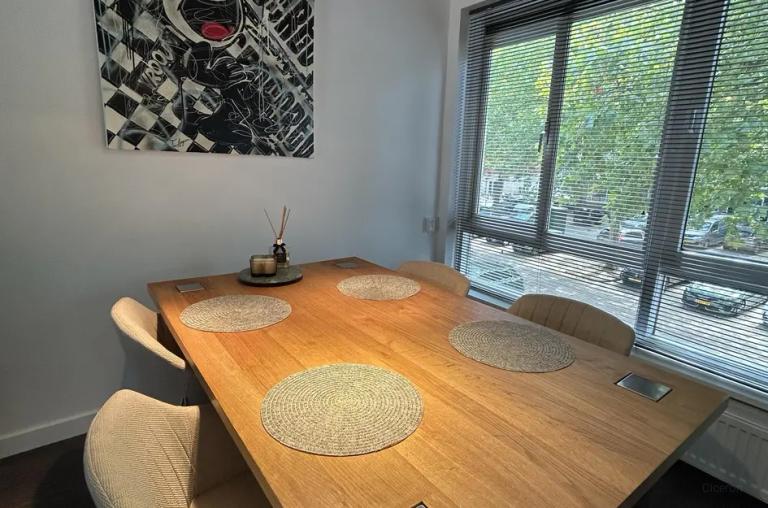 Furnished apartment with terrace in Stadsdriehoek - Image 22