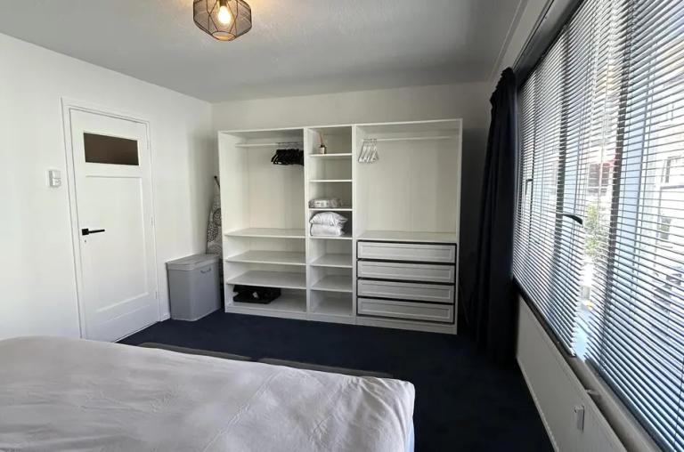 Furnished apartment with terrace in Stadsdriehoek - Image 37