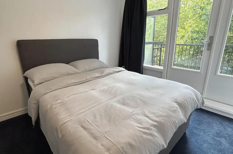 Furnished apartment with terrace in Stadsdriehoek - Image 51