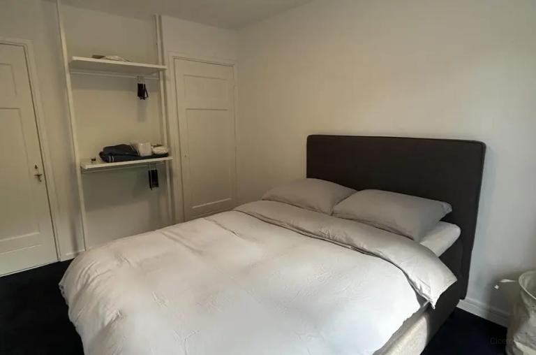 Furnished apartment with terrace in Stadsdriehoek - Image 52
