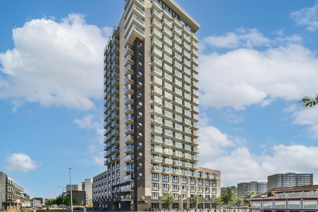Studio with Elevator in Laakhaven-West - Image 1
