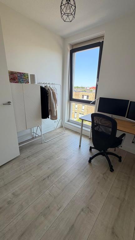 Furnished 3-room apartment with balcony - Image 7