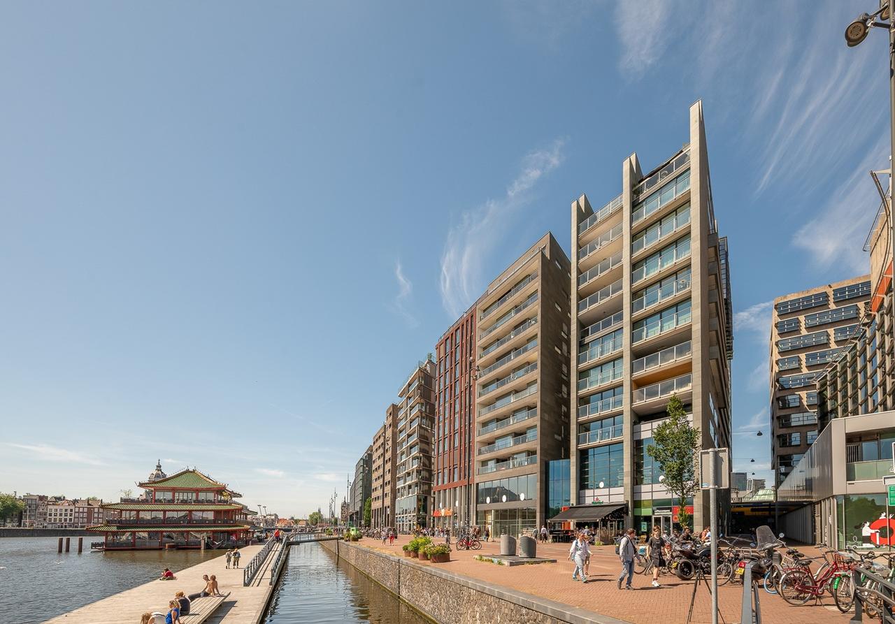Apartment with Terrace and Oosterdok Views - Image 1