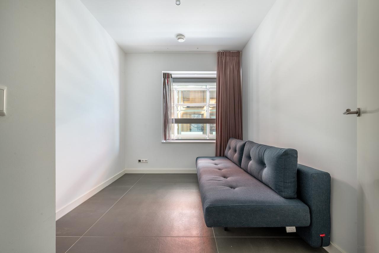 Apartment with Terrace and Oosterdok Views - Image 8