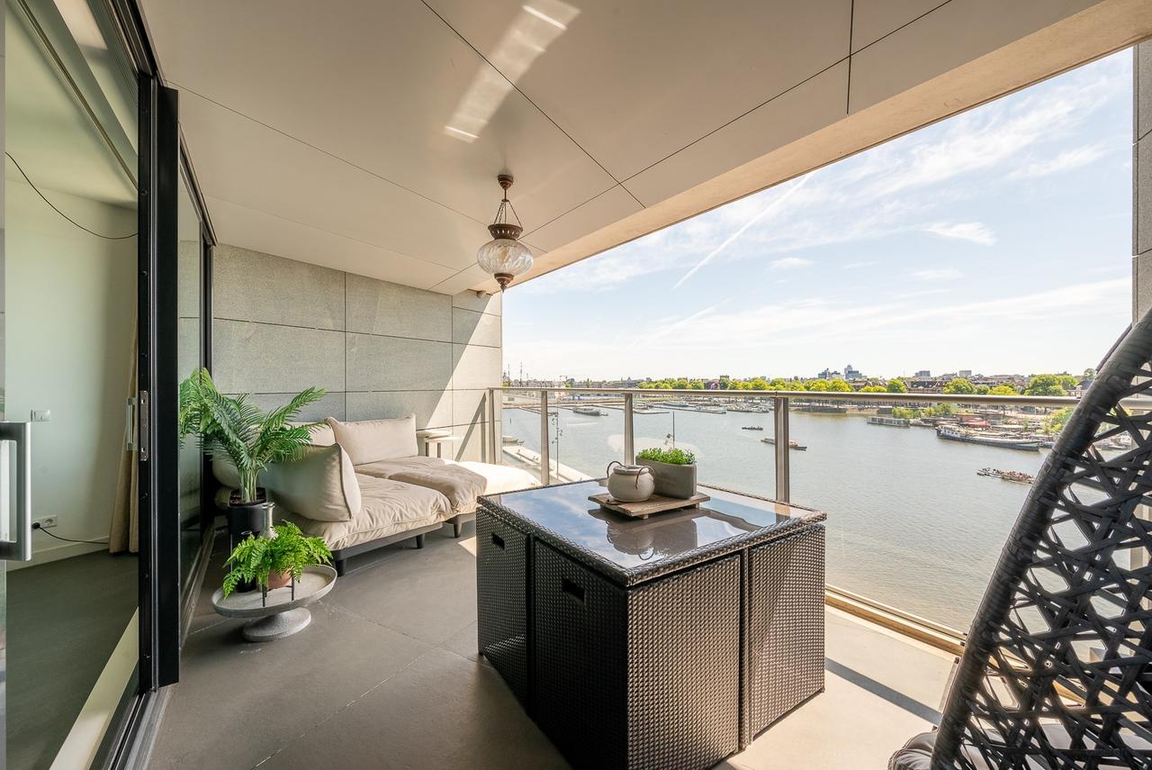 Apartment with Terrace and Oosterdok Views - Image 18