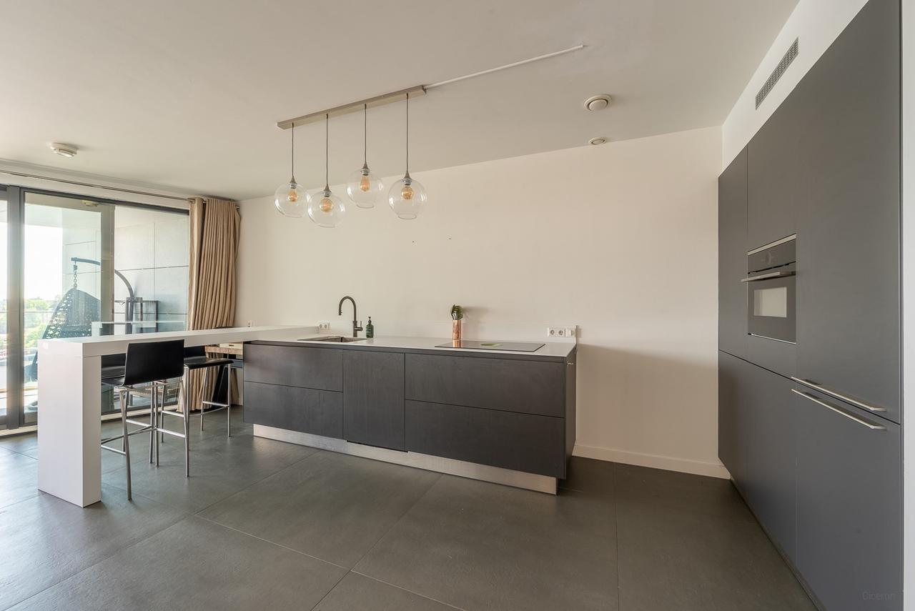 Apartment with Terrace and Oosterdok Views - Image 25