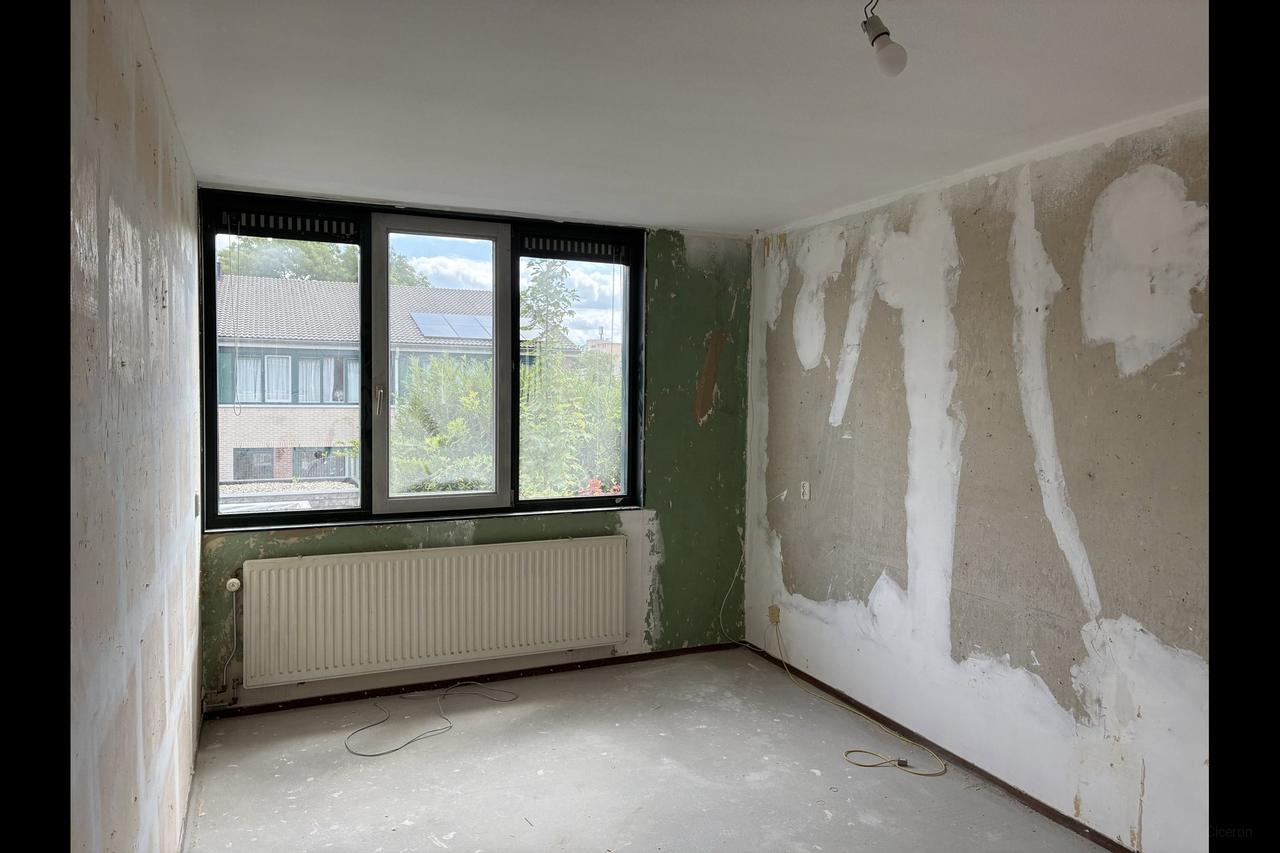 121 m² 3-Bedroom Townhouse in Filmwijk - Image 12