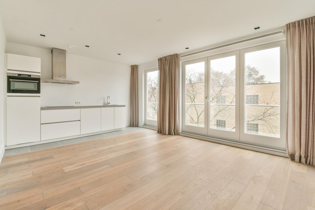 2-slaapkamerappartement met lift in De Pijp - Afbeelding 2