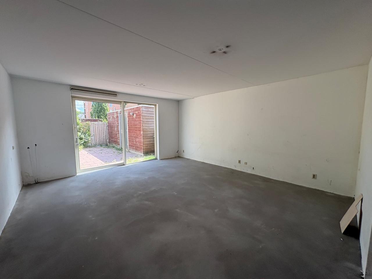 123 m² Family Home with Garden in Pendrecht - Image 3