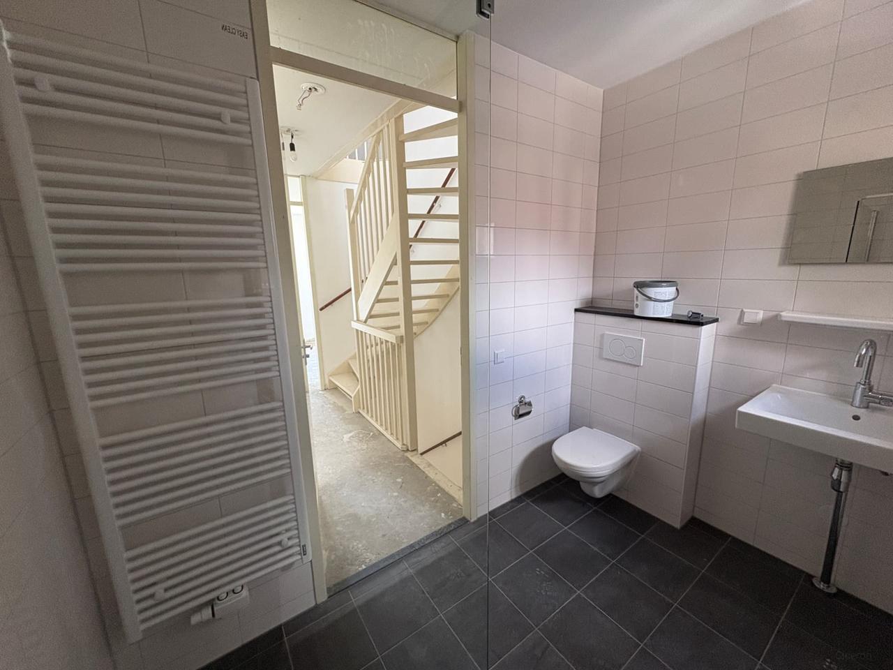 123 m² Family Home with Garden in Pendrecht - Image 12
