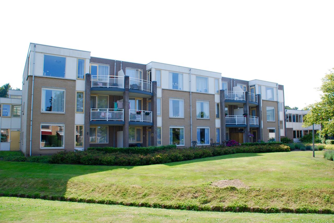 Senior Apartment with Terrace in Epe - Image 1