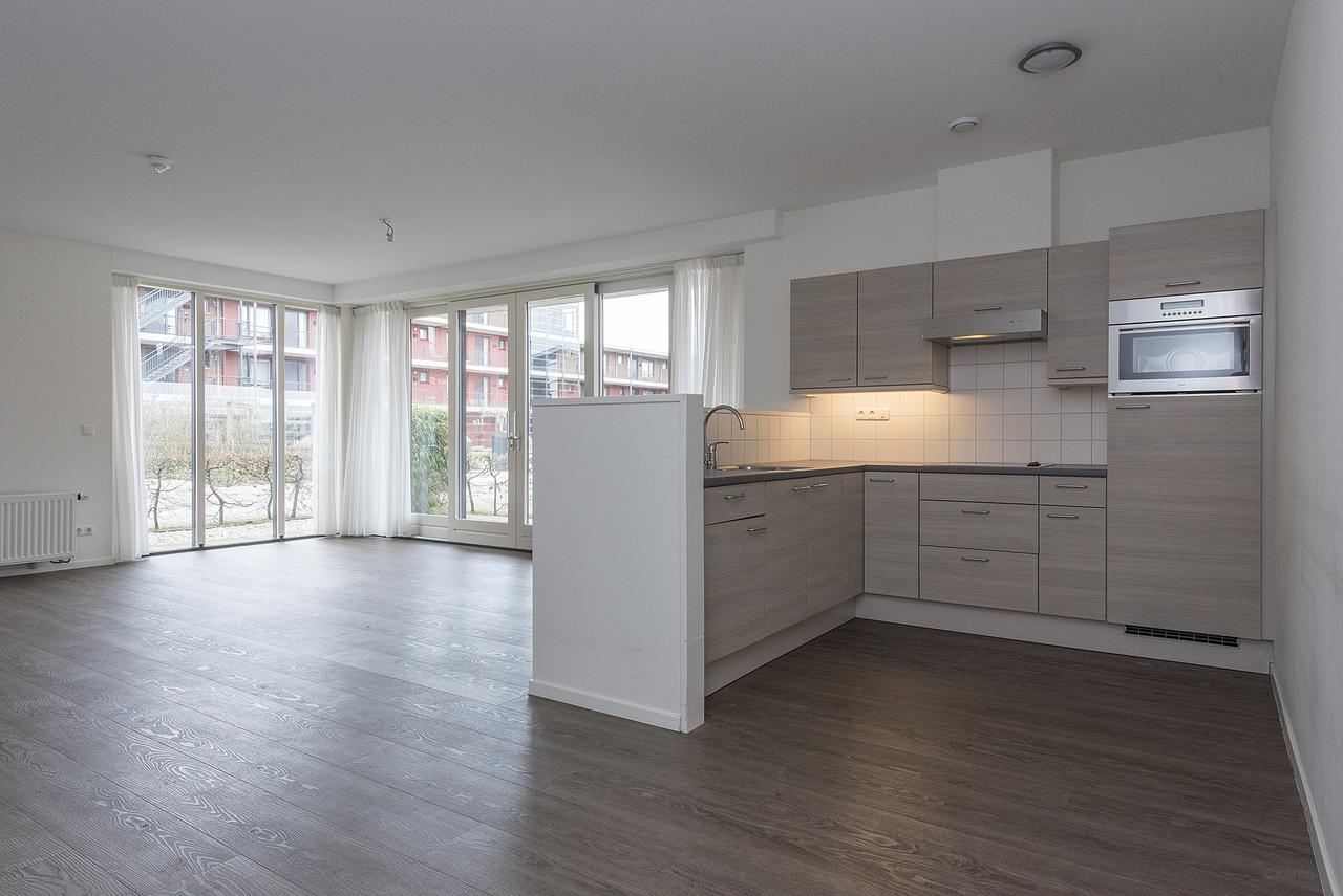 98 m² apartment with elevator in Oldebroek - Image 5