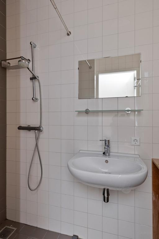 Licht 2-kamerappartement met grote binnentuin - Afbeelding 15