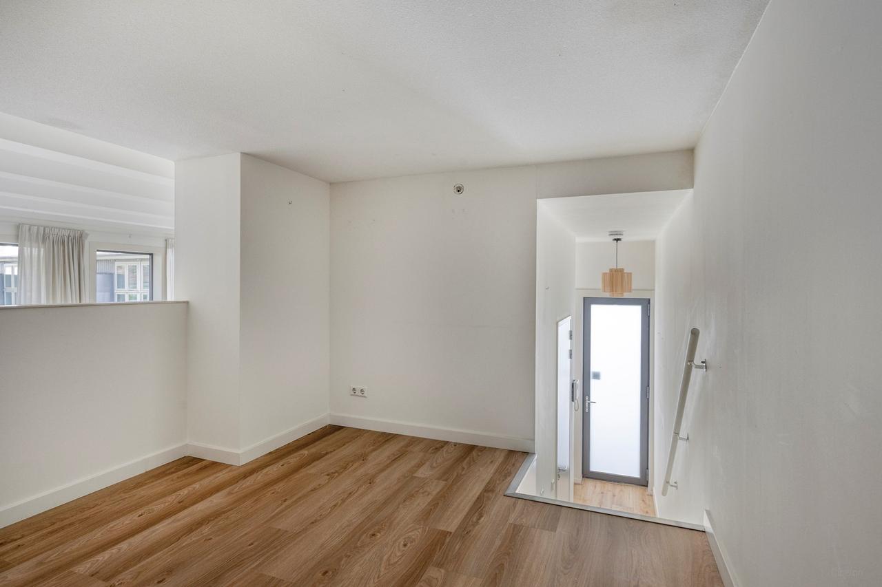 Licht 2-kamerappartement met grote binnentuin - Afbeelding 18