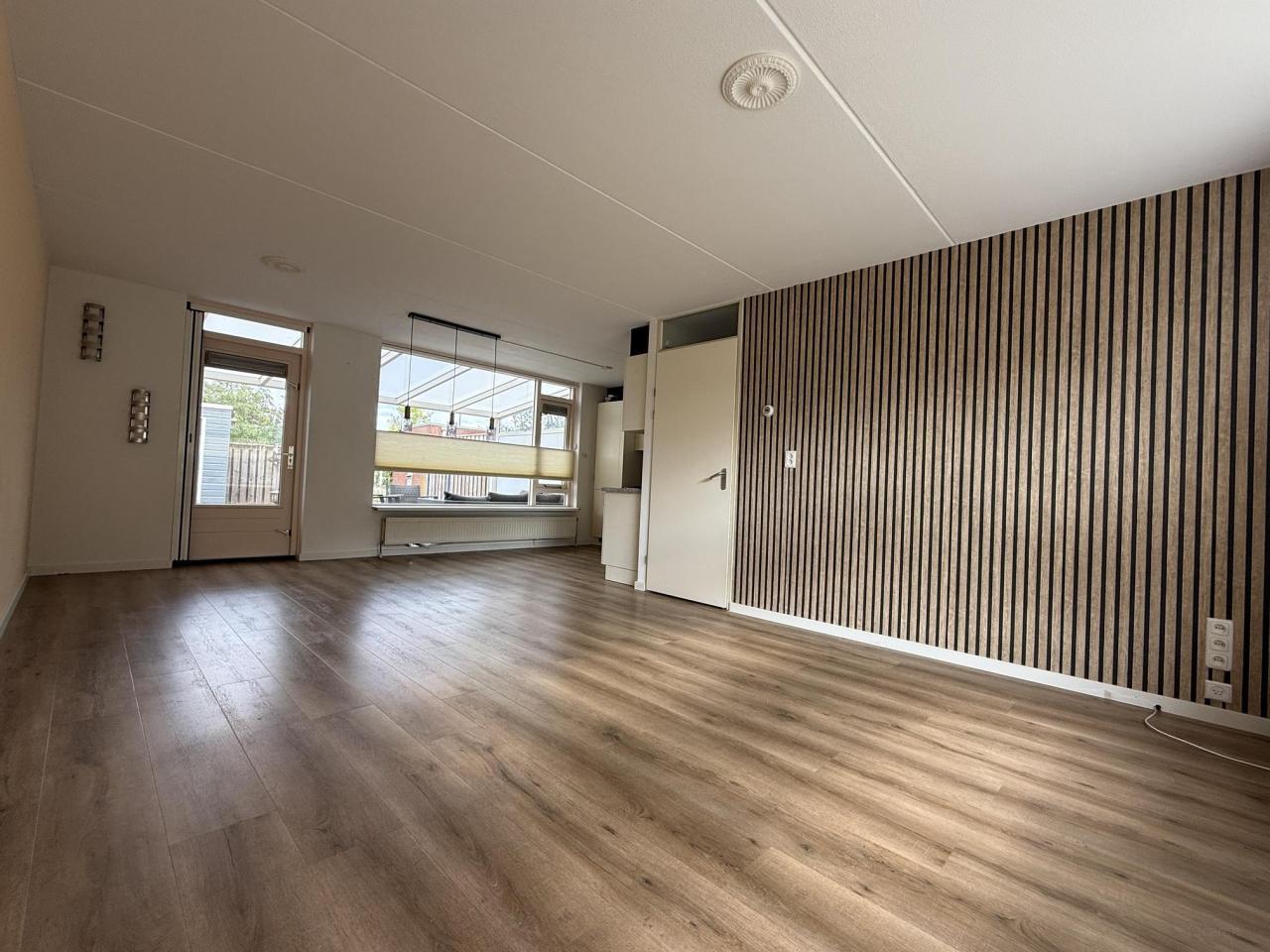 Tussenwoning met tuin in Rivierenkwartier - Afbeelding 3