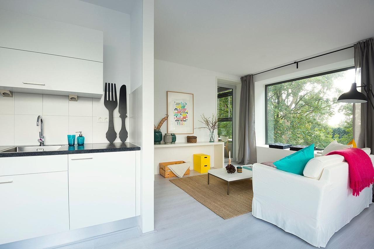 2-bedroom apartment with loggia in Amstelkwartier - Image 3