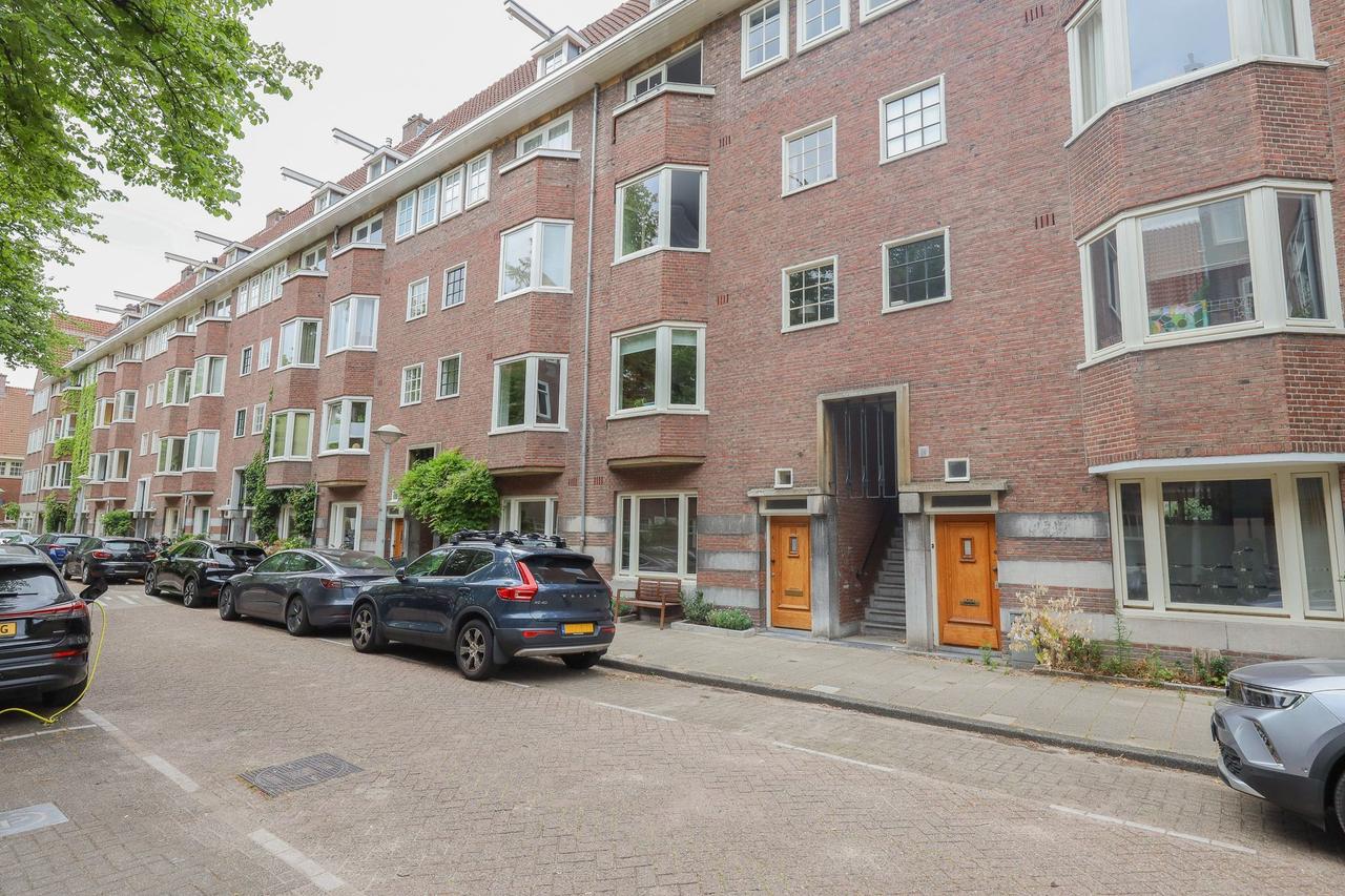 Rent at Legmeerstraat in Amsterdam - Image 1