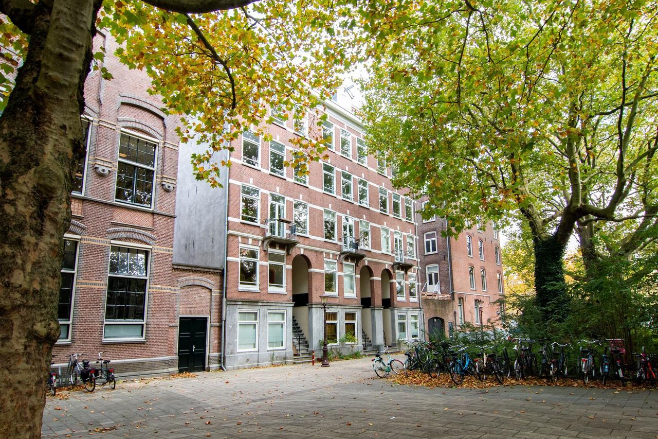 Apartment in Frederik Hendrikbuurt - Image 1