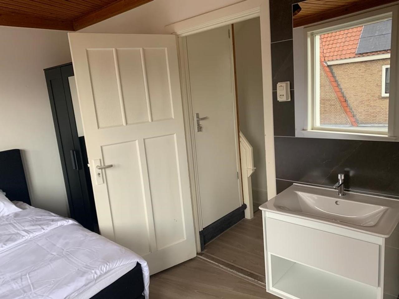 Gemeubileerde hoekwoning met werkkamer - Afbeelding 12
